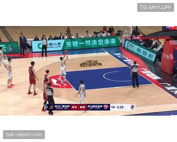 半场哨响：裁判判罚与比赛重启的关键规则